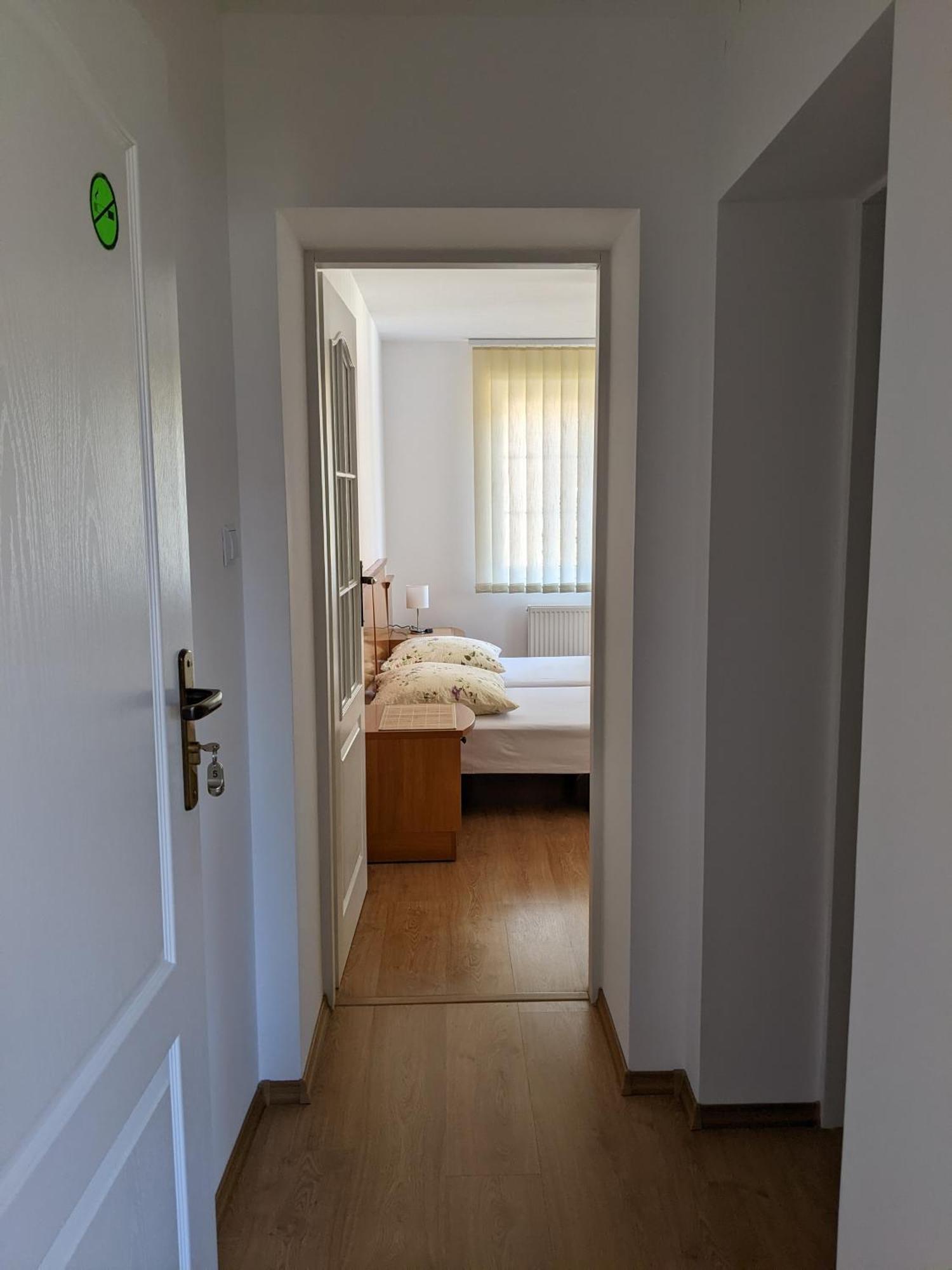 Pokoje Goscinne - Lesna 8 Ustronie Morskie Kamer foto